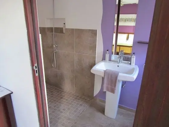 Luxury Tek Büyük Yataklı Oda