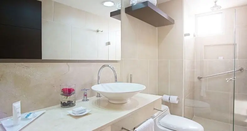 Superior Oda, 2 Çift Kişilik Yatak, Balkon, Kısmi Deniz Manzarası