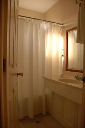Tek Kişilik Oda, 1 Çift Kişilik Yatak