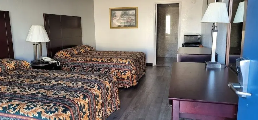 Oda, 2 Büyük (Queen) Boy Yatak, Sigara İçilebilir