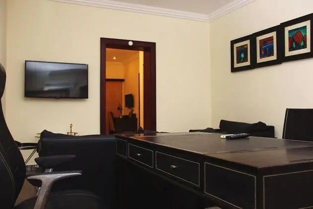 Elite Tek Büyük Yataklı Oda