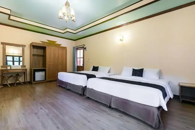 Grand Villa