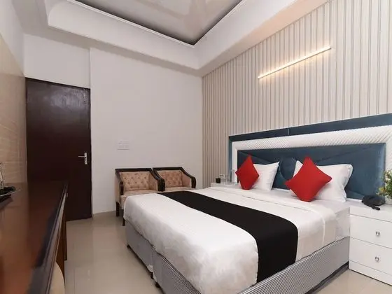 Deluxe Tek Büyük veya İki Ayrı Yataklı Oda