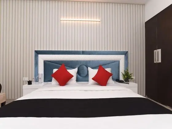 Tek Büyük veya İki Ayrı Yataklı Oda