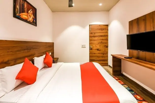 Tek Büyük Yataklı Oda, 1 Büyük (Queen) Boy Yatak