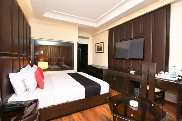 Deluxe Tek Büyük veya İki Ayrı Yataklı Oda