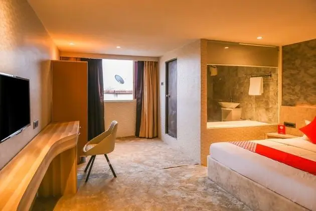 Deluxe Tek Büyük Yataklı Oda