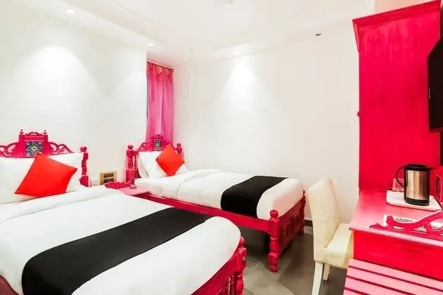 Tek Büyük veya İki Ayrı Yataklı Oda