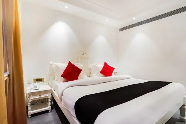 Tek Büyük veya İki Ayrı Yataklı Oda