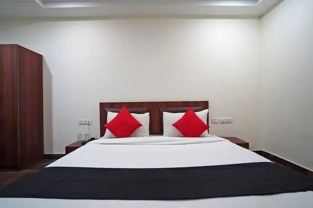 Basic Tek Büyük Yataklı Oda