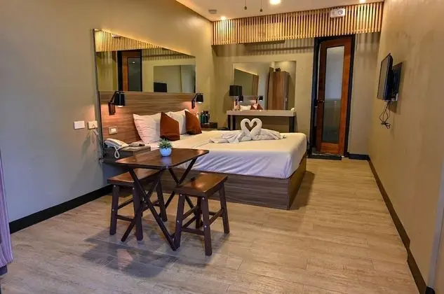Deluxe Tek Büyük Yataklı Oda