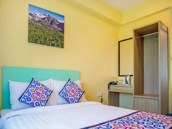 Deluxe Tek Büyük Yataklı Oda