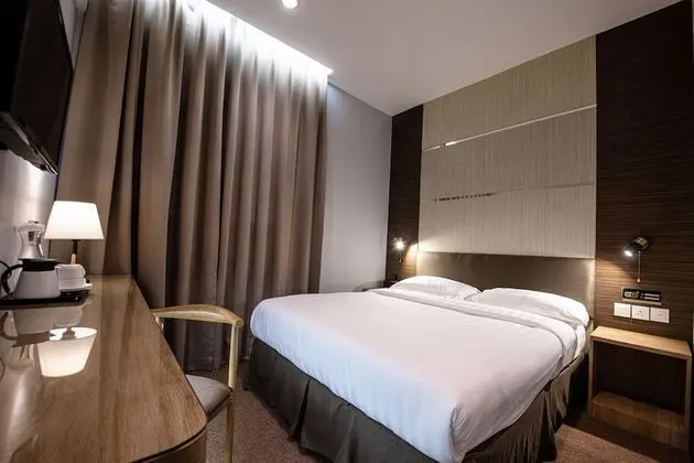 Deluxe Tek Büyük Yataklı Oda