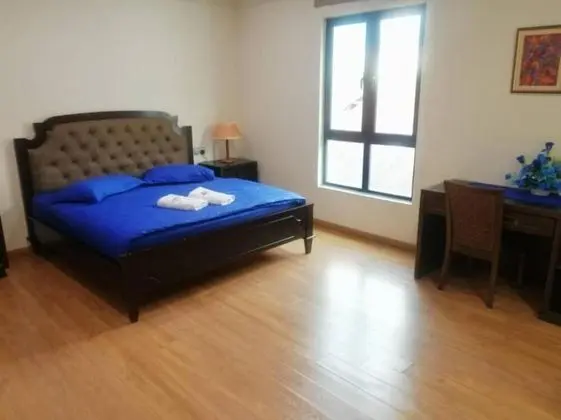 Deluxe Oda, 1 En Büyük (King) Boy Yatak