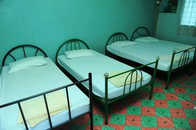 Ortak Ranzalı Oda, 1 Tek Kişilik Yatak (4-Bed Female Dorm)