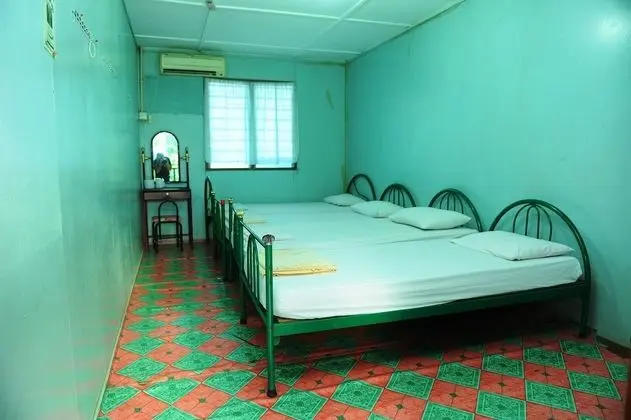 Ortak Ranzalı Oda, 1 Tek Kişilik Yatak (4-Bed Female Dorm)