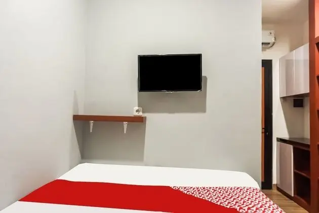 Standard Tek Büyük Yataklı Oda