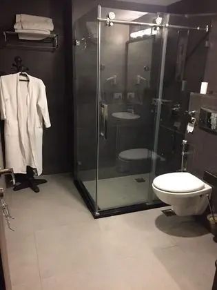 Süit, 1 En Büyük (King) Boy Yatak