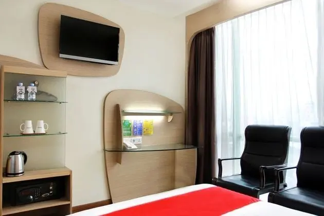 Deluxe Tek Büyük Yataklı Oda