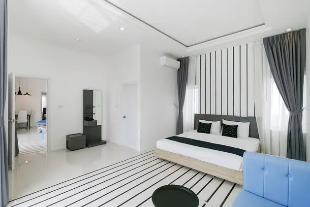 Grand Villa