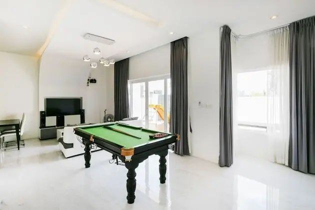 Grand Villa