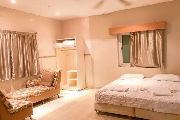 Grand Villa
