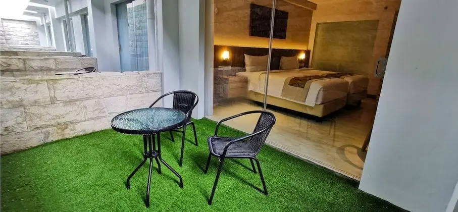 Executive Tek Büyük veya İki Ayrı Yataklı Oda