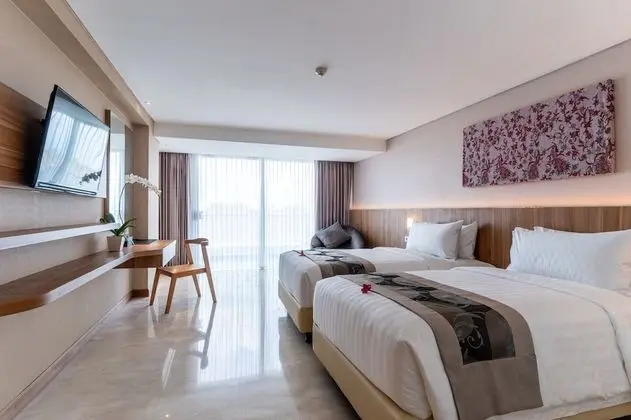 Grand Tek Büyük veya İki Ayrı Yataklı Oda