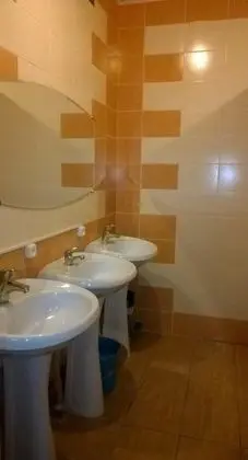 Economy Tek Büyük veya İki Ayrı Yataklı Oda, Ortak Banyo