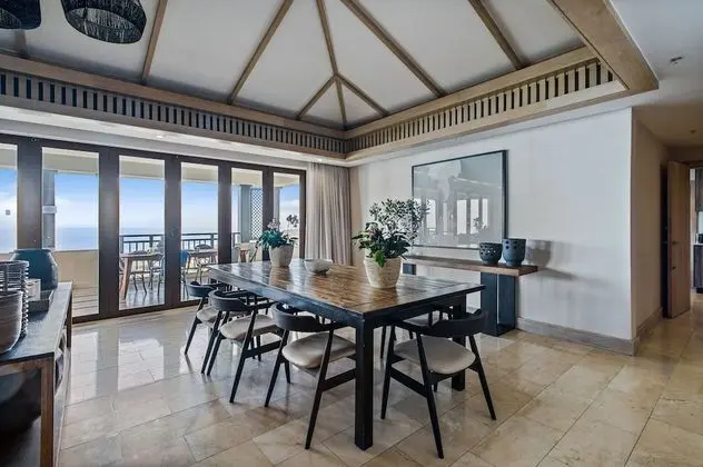 Family Çatı Katı Süiti (Penthouse)