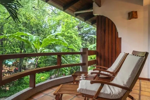 Superior Oda, Balkon