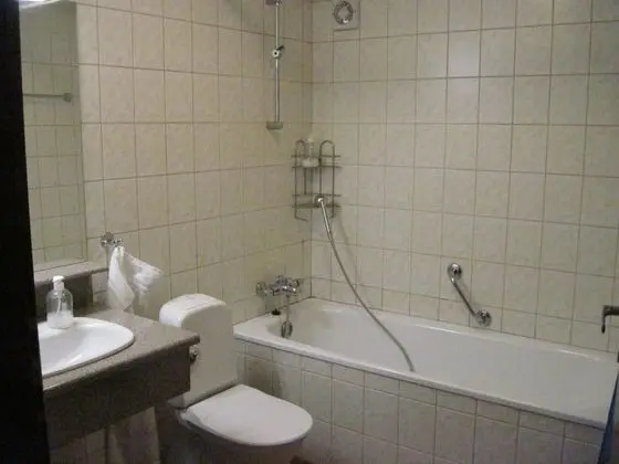 Üç Kişilik Oda, Özel Banyo