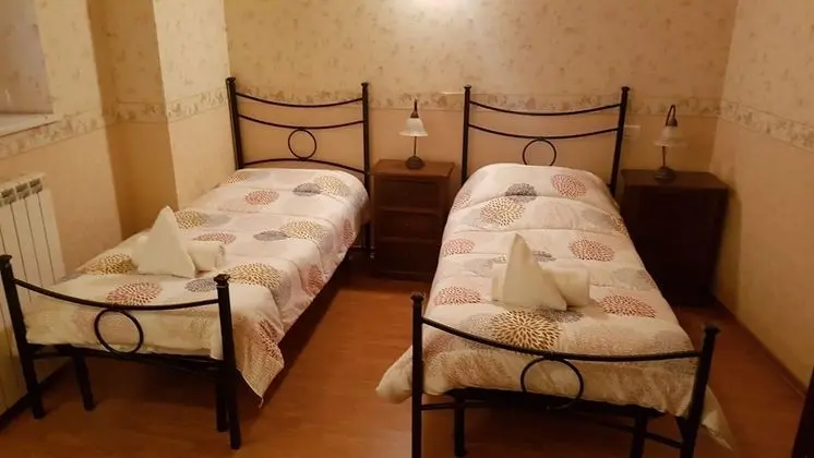 İki Ayrı Yataklı Oda, 2 Tek Kişilik Yatak