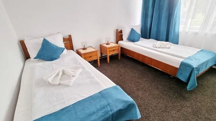 Tek Büyük veya İki Ayrı Yataklı Oda