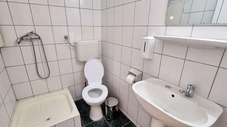 Tek Büyük veya İki Ayrı Yataklı Oda