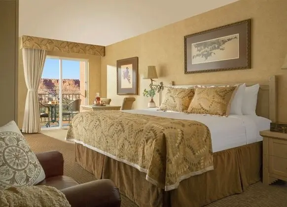 Superior King with Balcony