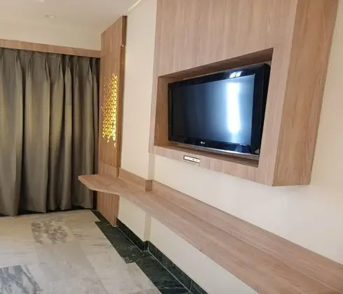 Çatı Katı Süiti (Penthouse)