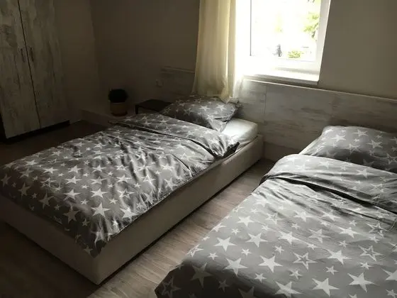 Tek Büyük veya İki Ayrı Yataklı Oda, Banyolu/Duşlu