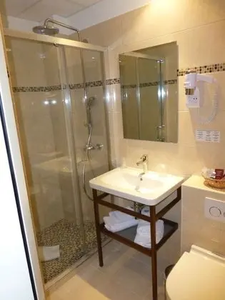 Classic Tek Büyük Yataklı Oda