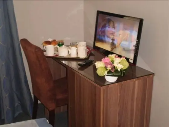 Deluxe Tek Büyük Yataklı Oda, Balkon (Monaco)