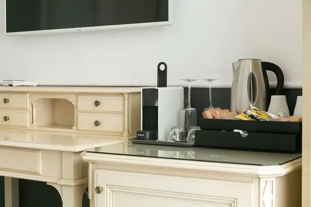 Luxury Tek Büyük Yataklı Oda