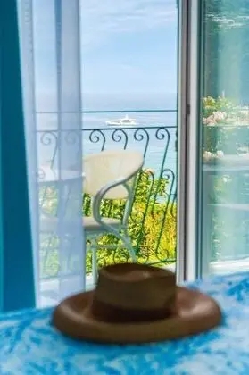 Superior Tek Büyük veya İki Ayrı Yataklı Oda, Balkon, Deniz Manzaralı