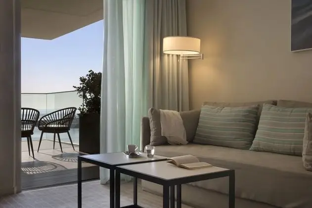 Deluxe Oda, Balkon, Deniz Manzaralı