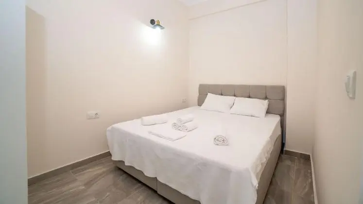 Daire-Tek Yatak Odalı, Kara Manzaralı, Balkonsuz