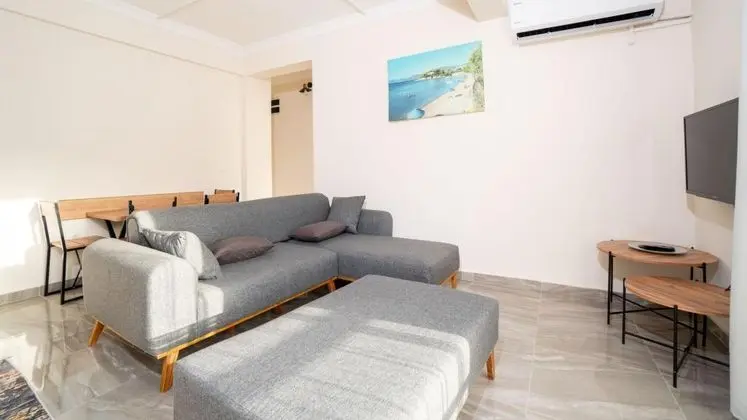 Daire-Tek Yatak Odalı, Şehir veya Dağ Manzaralı, Balkonlu