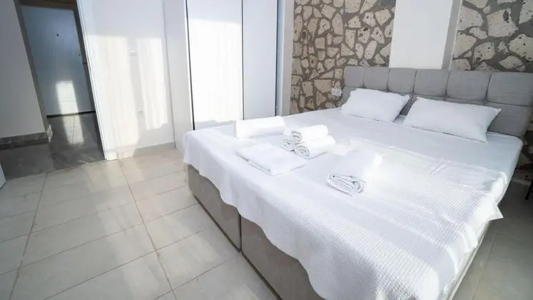 Daire-Tek Yatak Odalı, Şehir veya Dağ Manzaralı, Balkonlu
