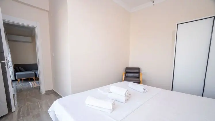 104 Mimoza