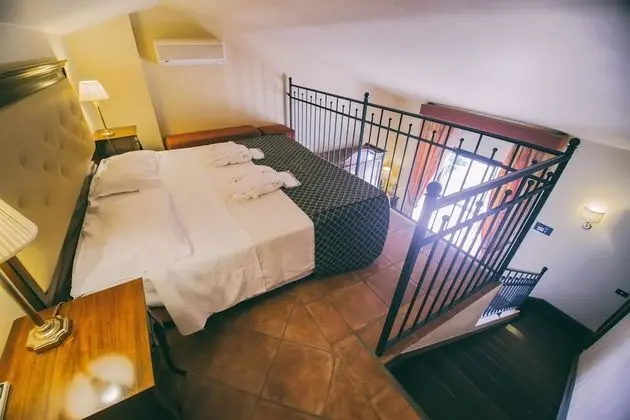 Deluxe Üç Kişilik Oda, Deniz Manzaralı