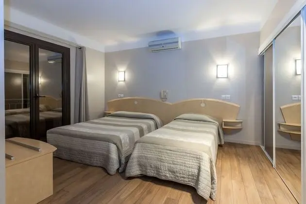 Comfort Dört Kişilik Oda