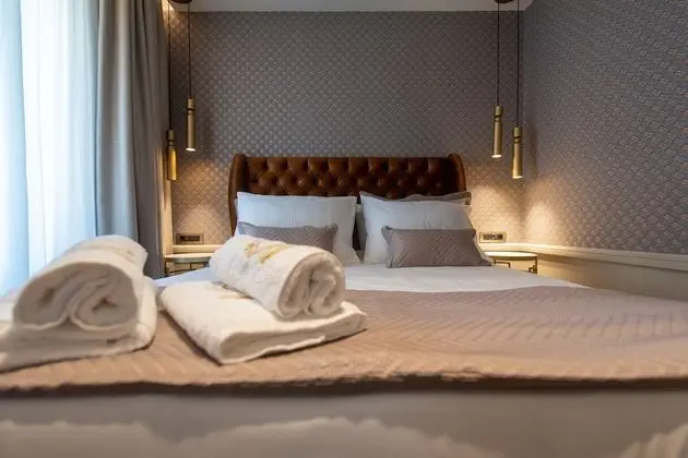 Deluxe Üç Kişilik Oda